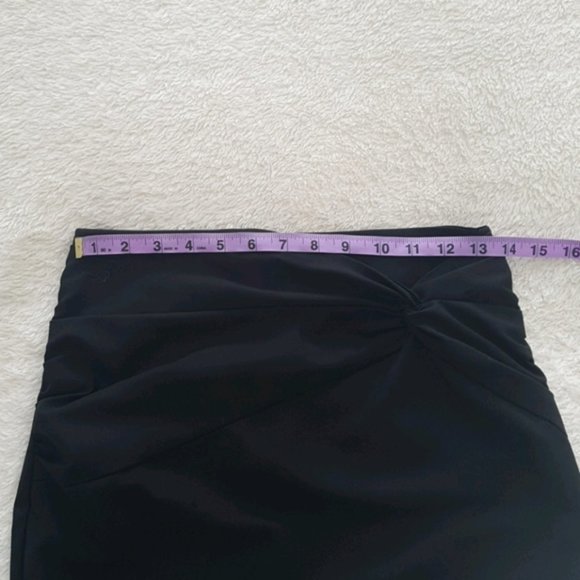 H&M black mini skirt with wrap detail and gold back zipper size 6 - Picture 10 of 13